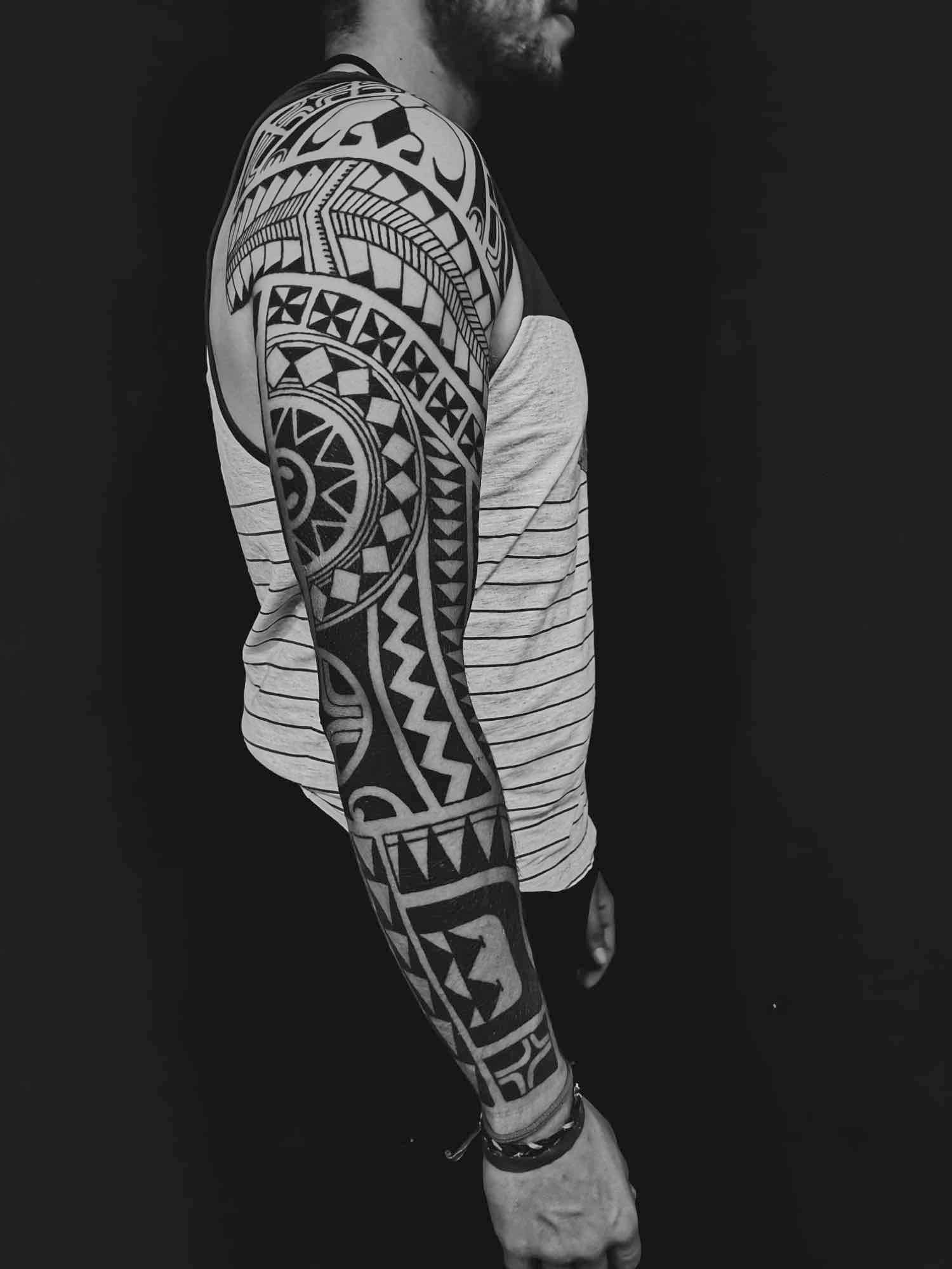 Tatuajes de manga maori