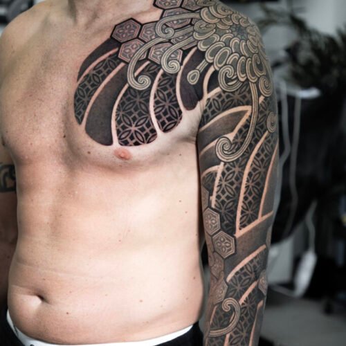 BRAZO PECHO BLANCA 02 BRAZO PECHO BLANCA 02